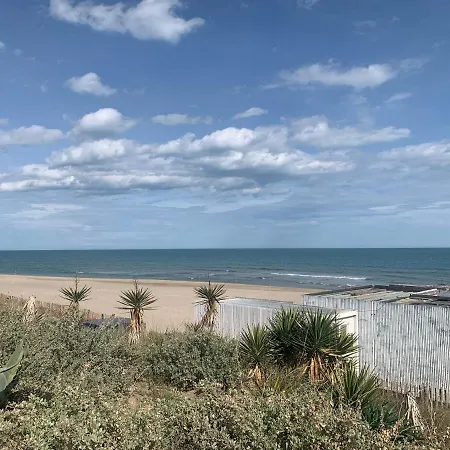 Nid Douillet Dans Les Coursives Du Village Naturiste Du Cap D Lejlighed Agde